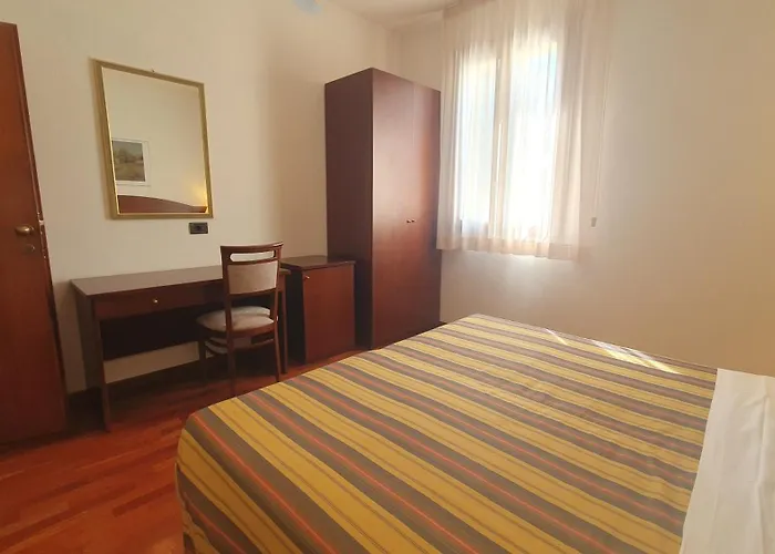 مزرعة للإقامة Gli Ulivi